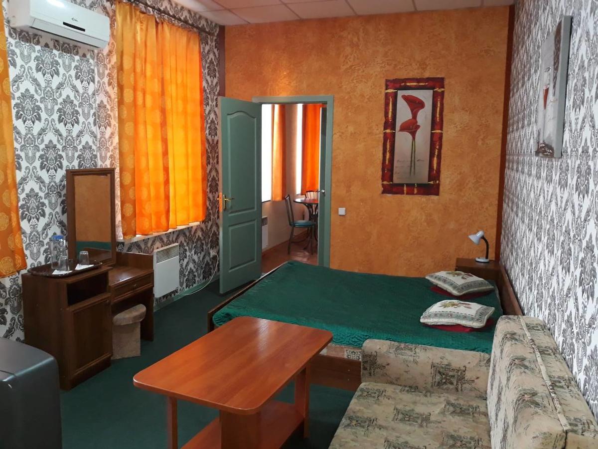 Eurolux Hotel Poltava Ngoại thất bức ảnh